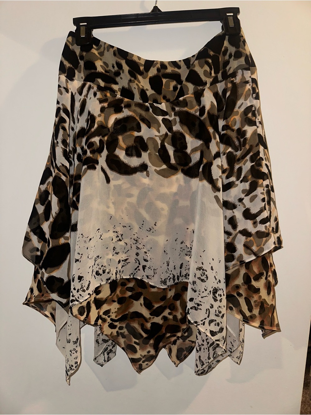 bebe Leopard-Print Asymmetrical Handkerchief Hem Skirt in Brown and Black